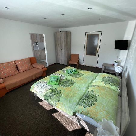 Apartmany Pri Zvonici Oravsky Podzamok Buitenkant foto