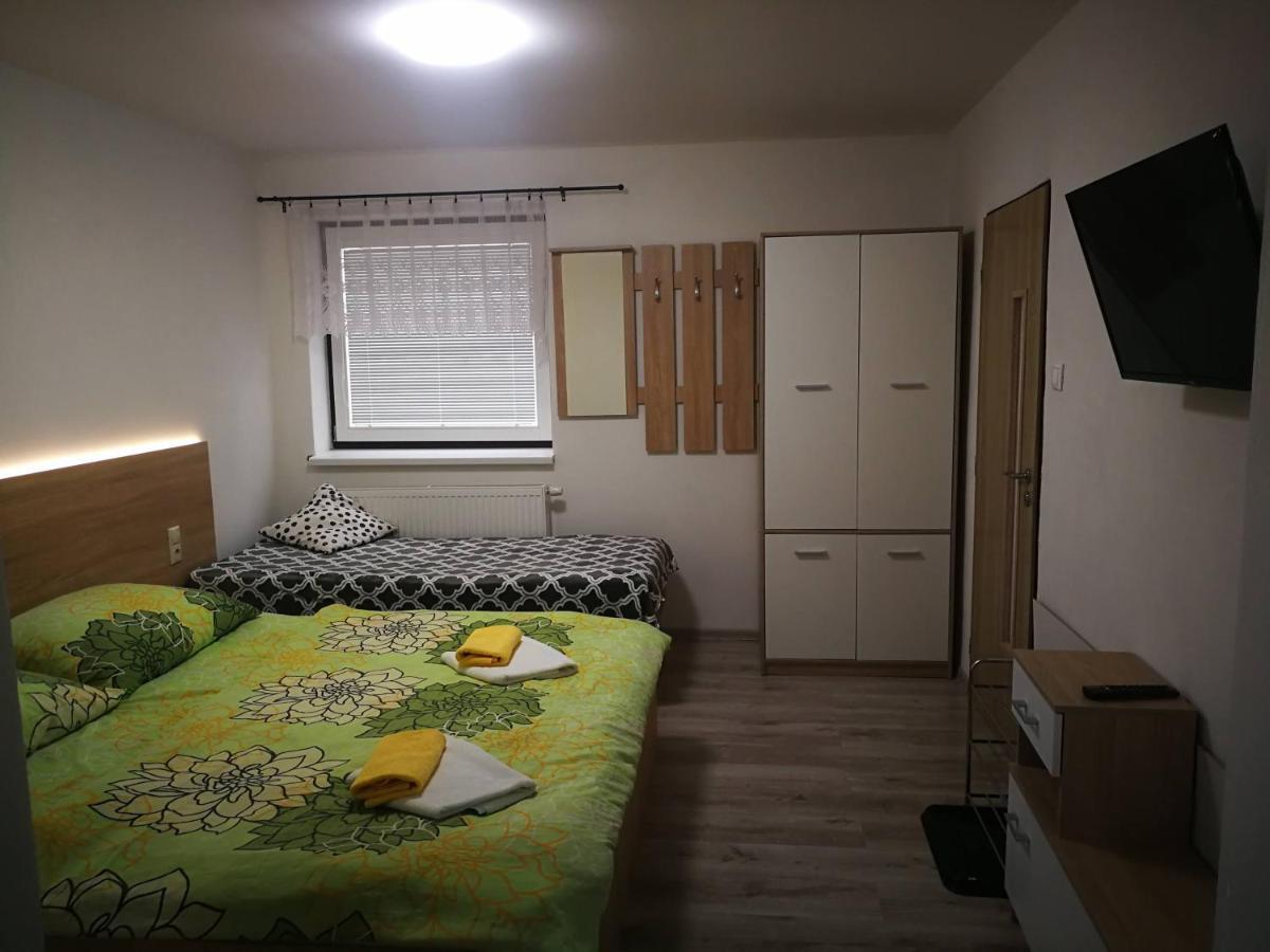 Apartmany Pri Zvonici Oravsky Podzamok Buitenkant foto