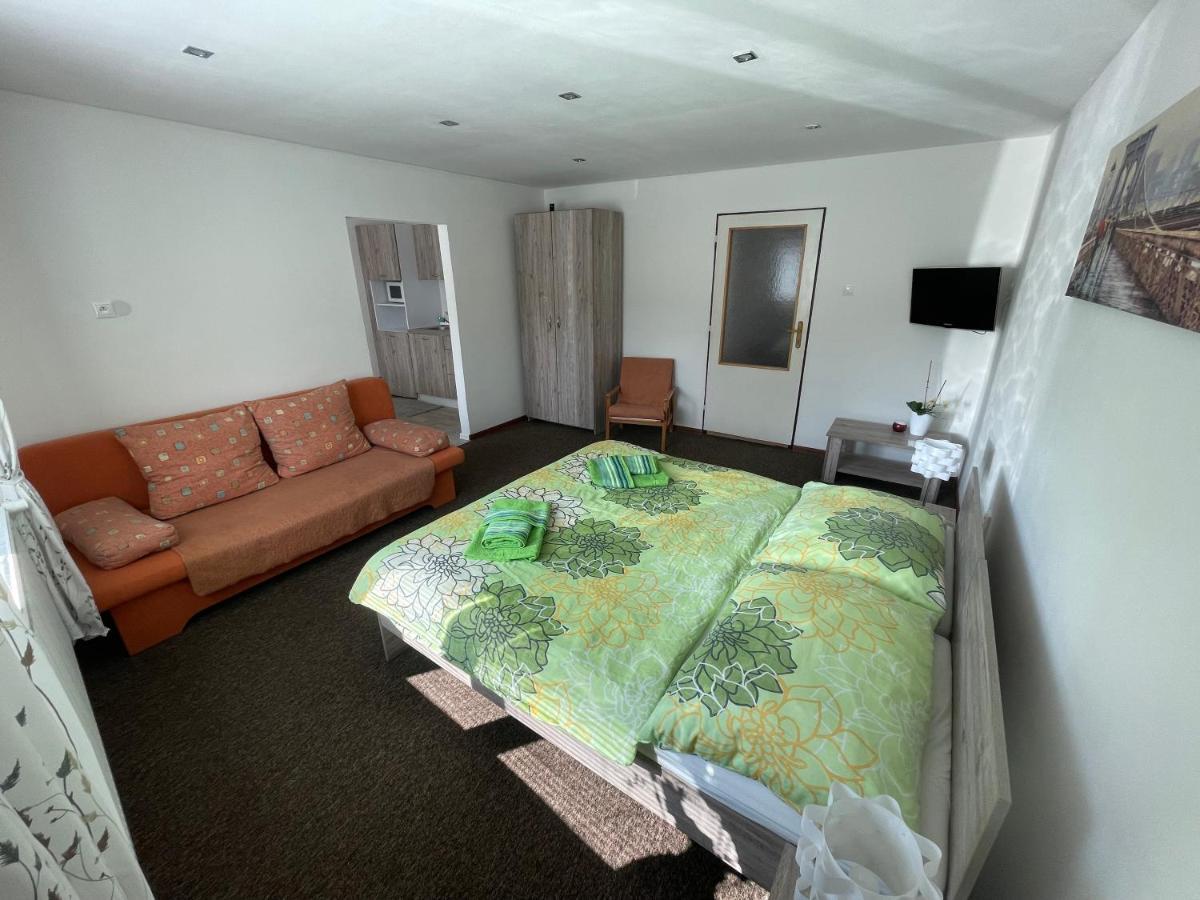 Apartmany Pri Zvonici Oravsky Podzamok Buitenkant foto